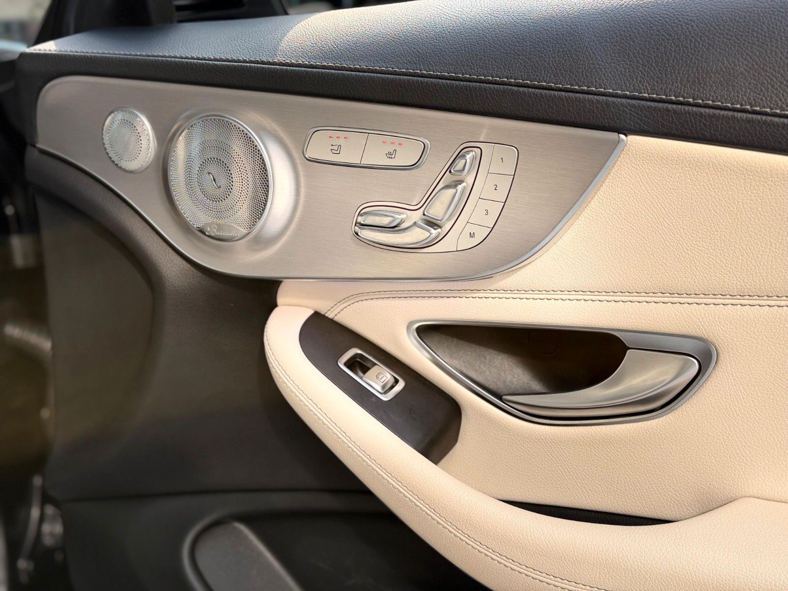 Mercedes-Benz C43 AMG 4M Cabrio - Samsaru's Car Outlet