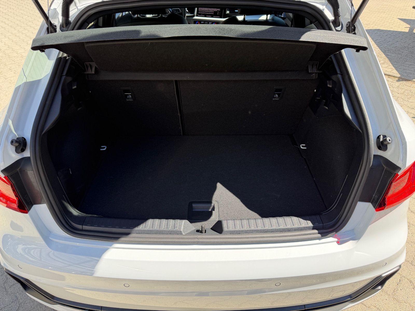 Audi A1 Sportback 40 TFSI S line, S line 2x, VOLL!!
