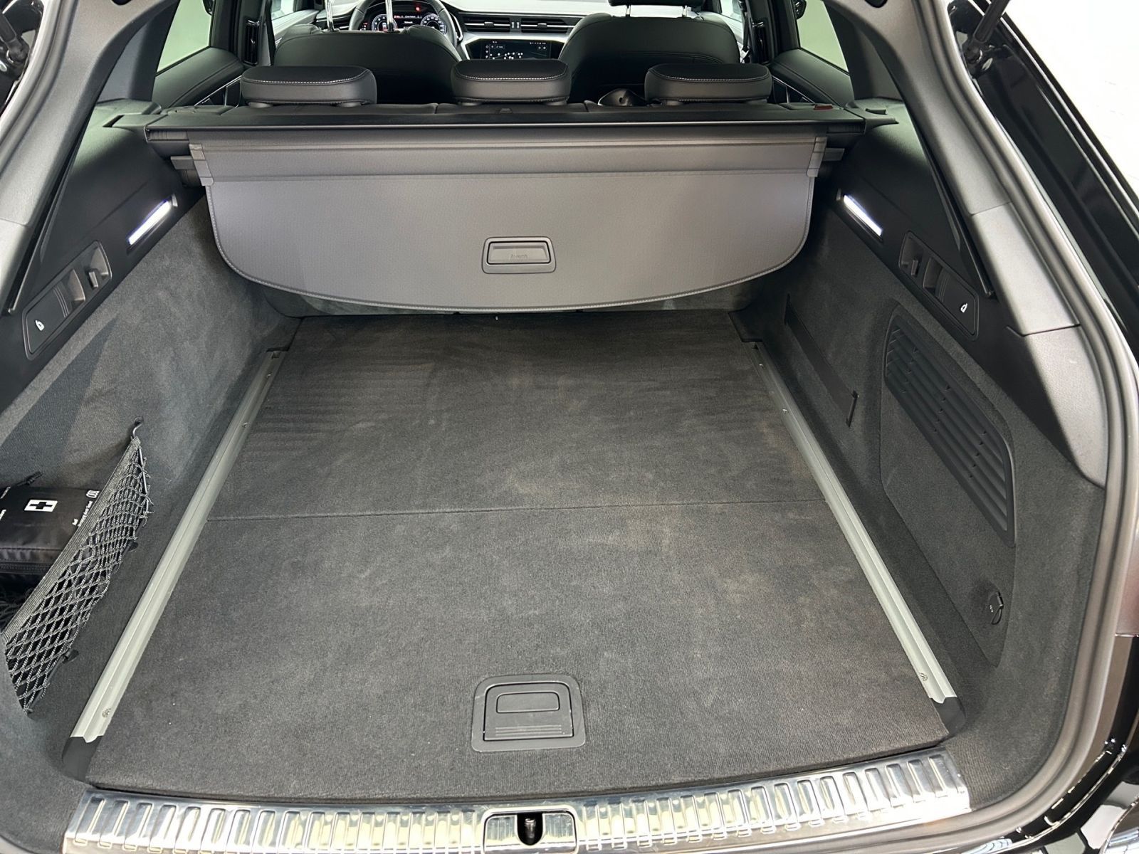 Audi A6 allroad quattro 55 TFSI - Samsaru's Car Outlet