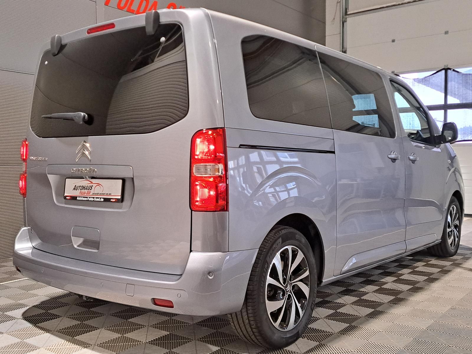 Citroën Spacetourer 2.0HDI Business°Pano°360°AHK°ACC°HUD