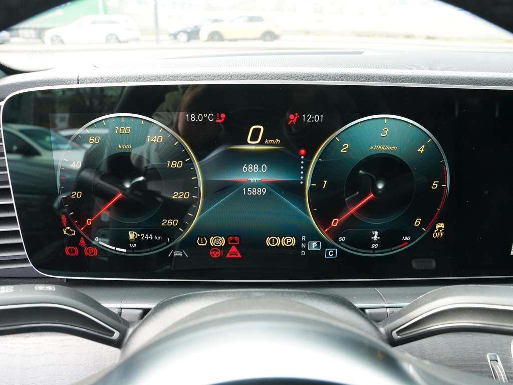 Mercedes-Benz GLE 400 4M COUPE AMG-LINE PANO HUD AHK MULTIBEAM