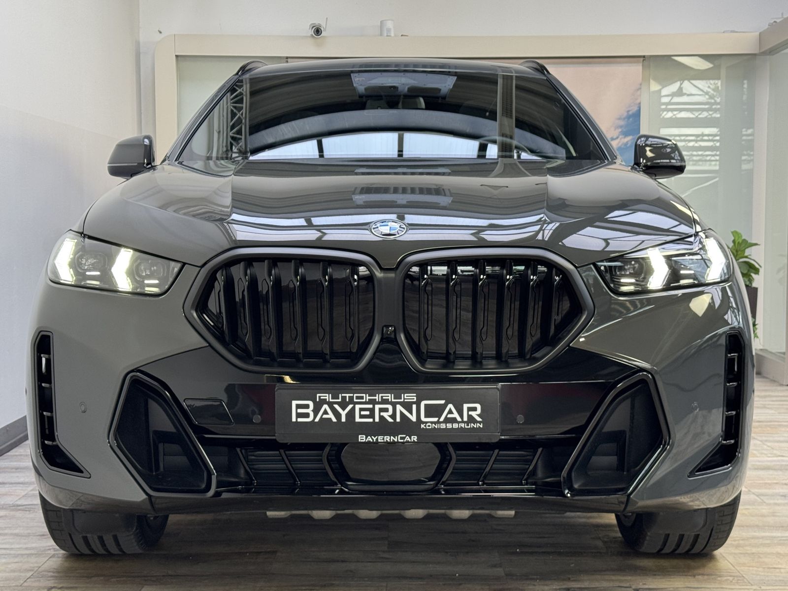 BMW X6 xDrive40d M Sport Pro - Samsaru's Car Outlet