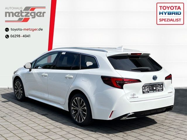 Toyota Corolla Touring Sports 2.0 Hybrid TEAM D +Techni