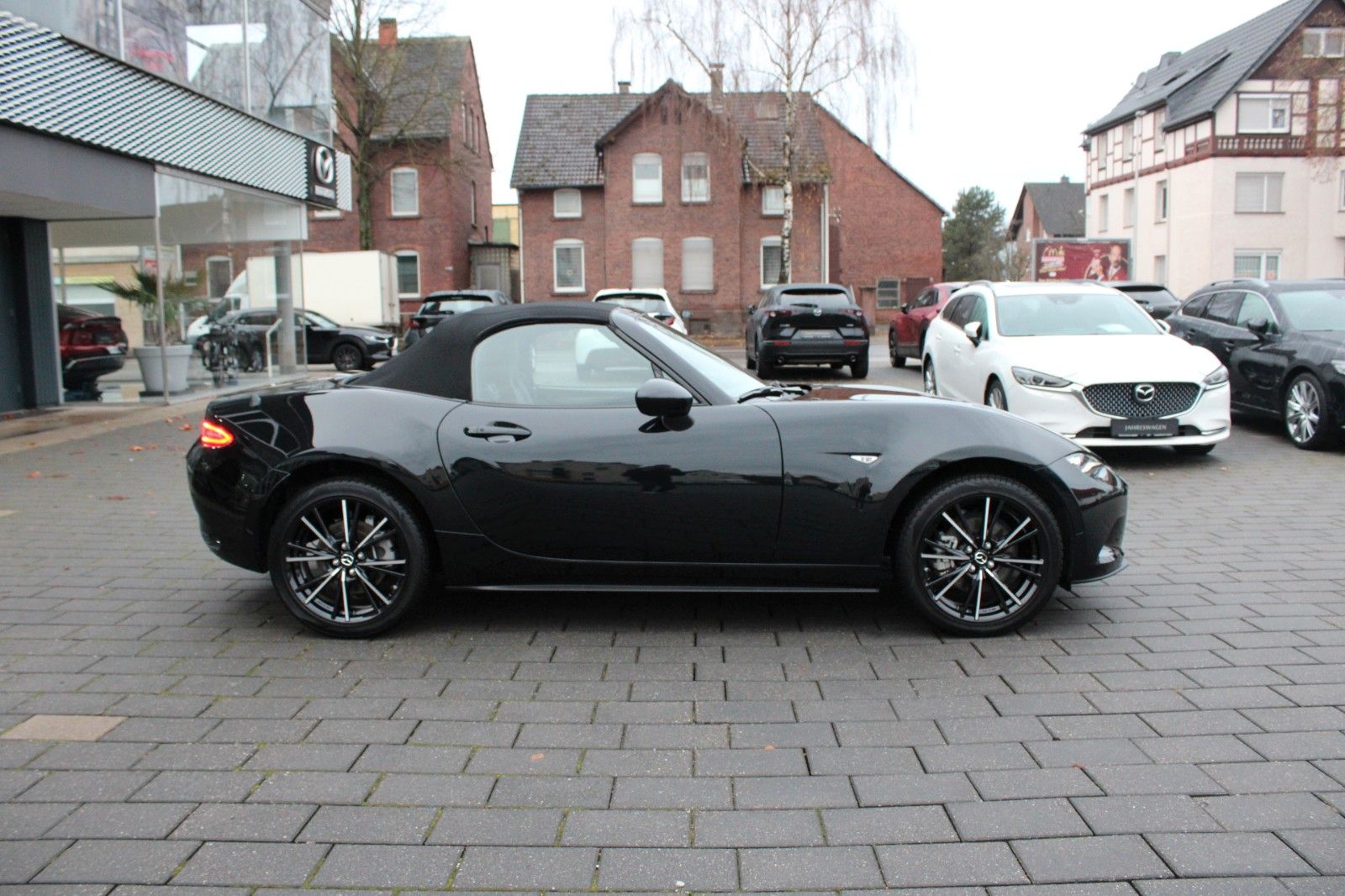 Mazda MX-5 Exclusive-Line*LEDER*NAVI*LED*KAMERA*BOSE