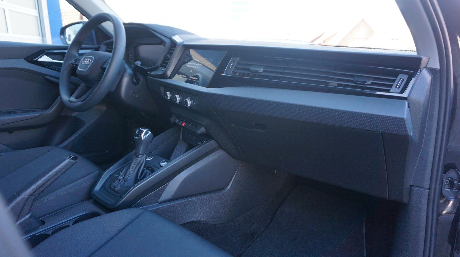 Audi A1 Sportback 30 TFSI - Samsaru's Car Outlet