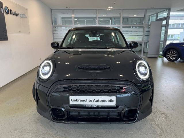 MINI Cooper S - Samsaru's Car Outlet