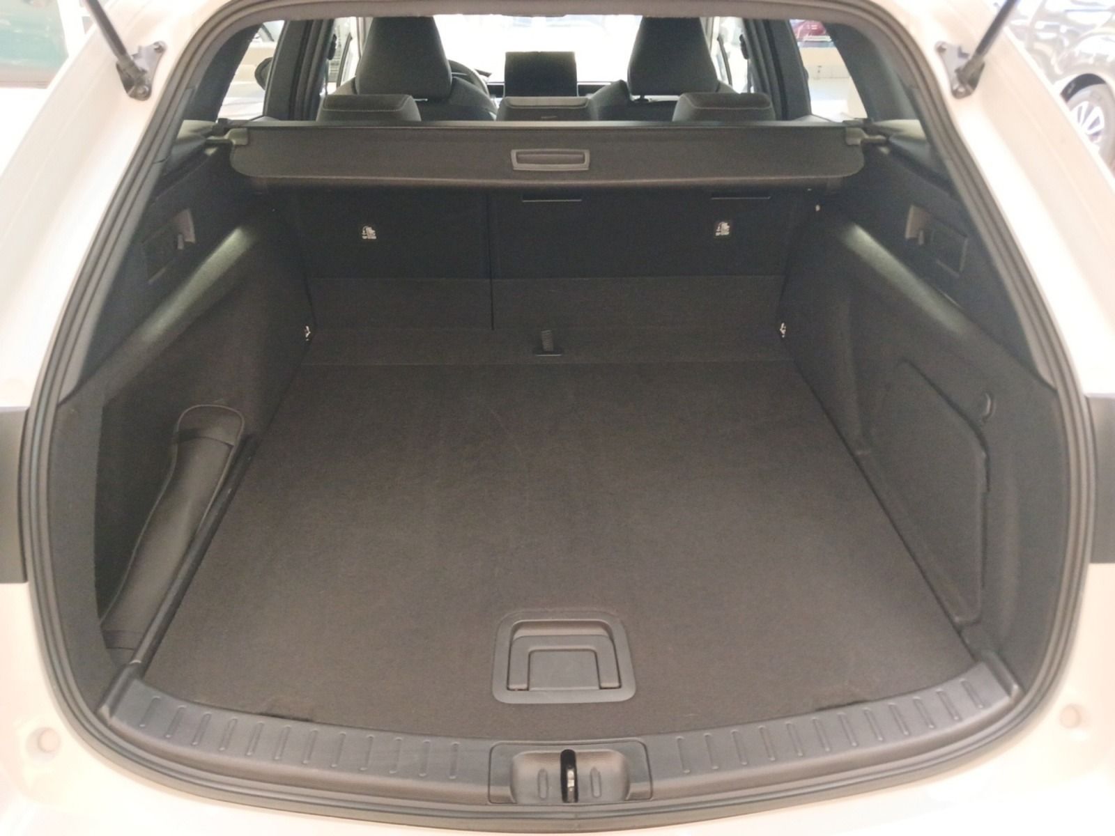 Toyota Corolla Touring 2.0 Sports Hybrid Team D*ACC*KAM