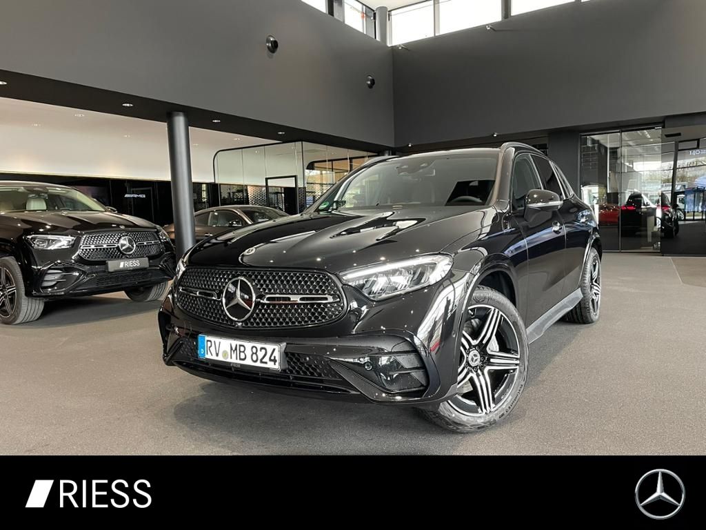 Mercedes-Benz GLC 300 d 4M AMG+AHK+PANO+HUD+STDHZG+KEYL+DISTRO