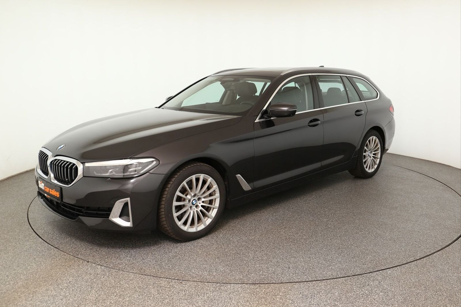 BMW 530i xDrive Luxury|ACC|PANO|HUD|360°|elSitze|AHK