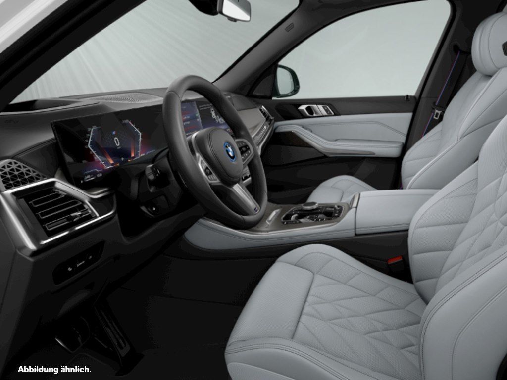 BMW X5 xDrive50e M Sport Pro|AHK|Pano|22"LM