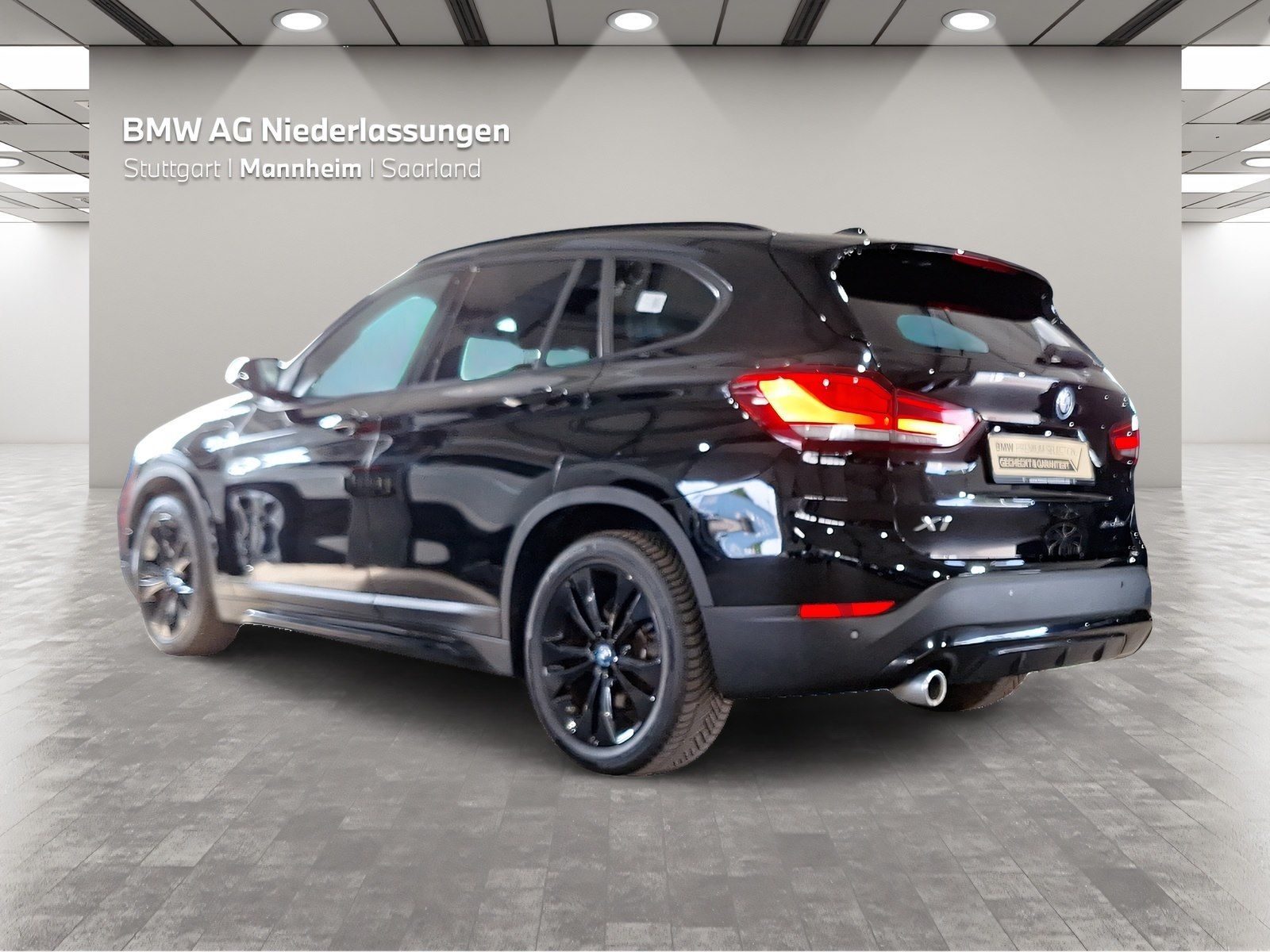 BMW X1 xDrive25e Sport Line - Samsaru's Car Outlet
