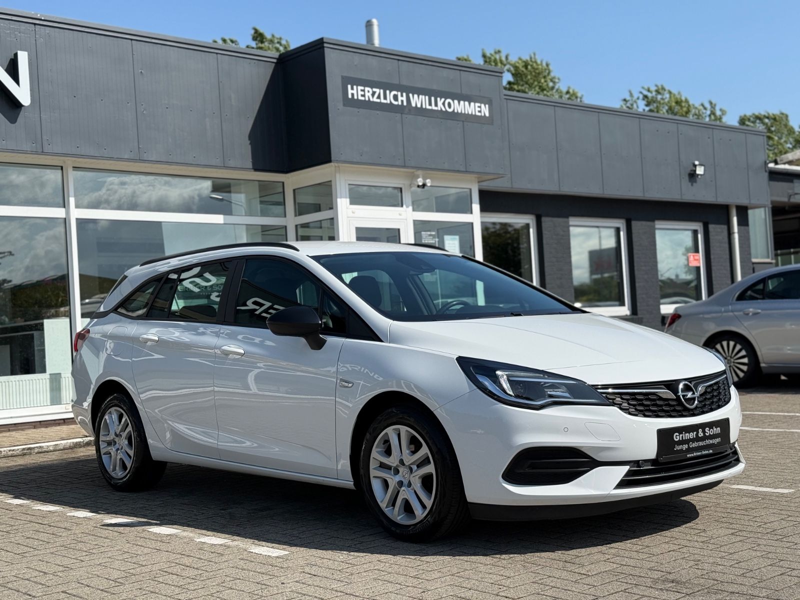 Opel Astra K ST - Samsaru's Car Outlet