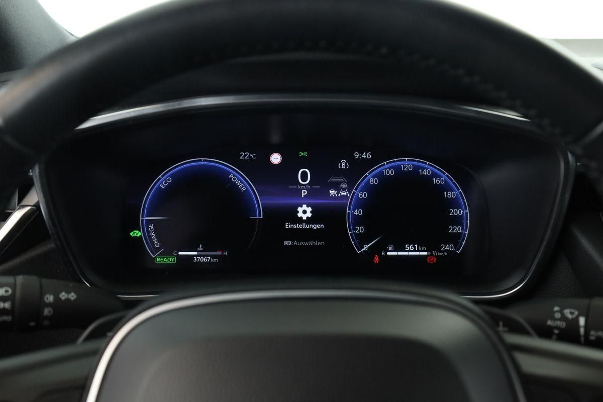 Toyota Corolla Touring Sports 2.0 CVT Team D Navi Kam