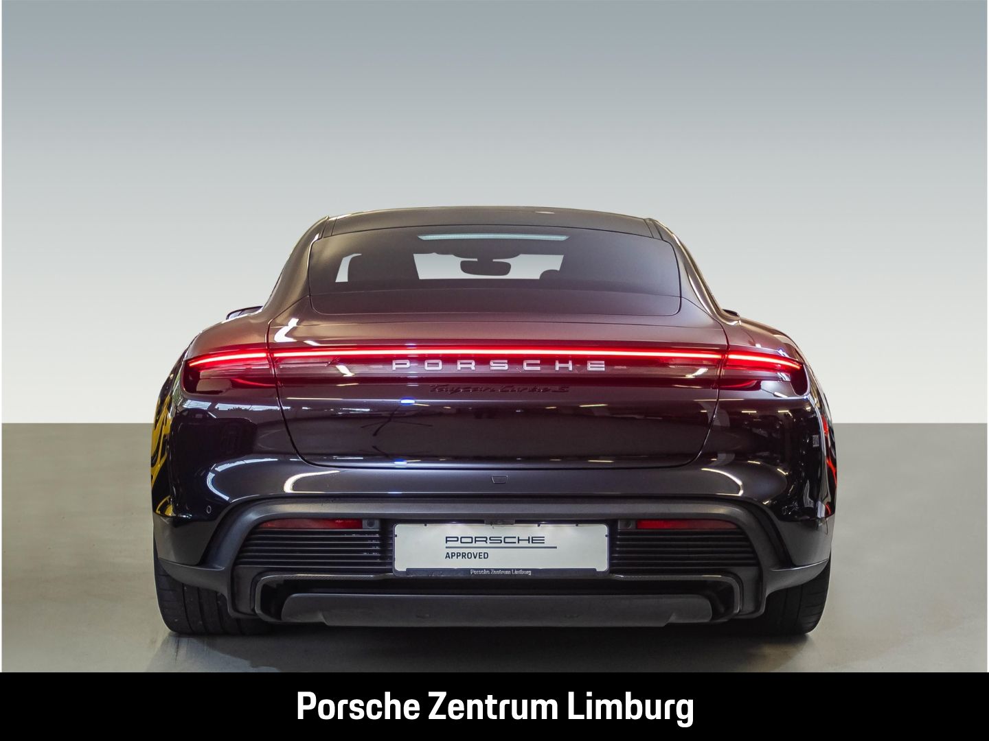 Porsche Taycan Turbo S Panorama Performancebatterie+ LED