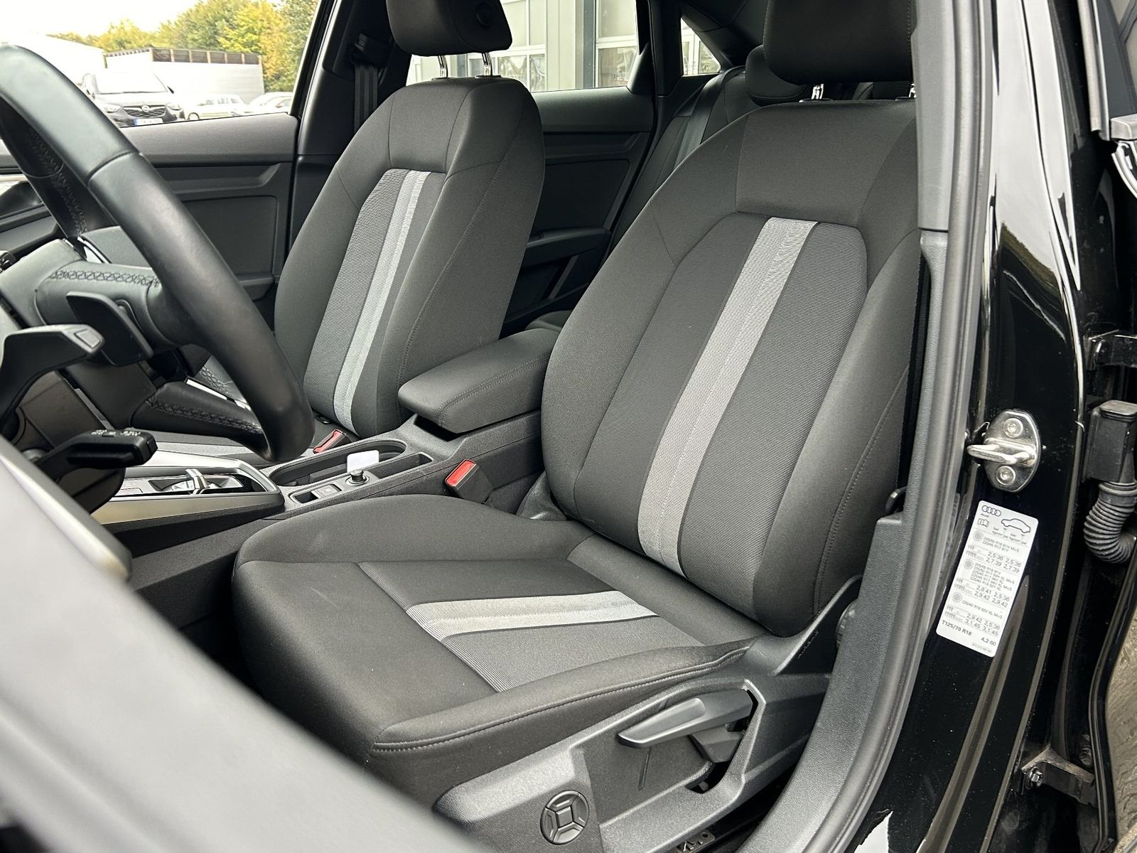 Audi A3 Limousine 2.0 TDI / AHK / Virt. Cock