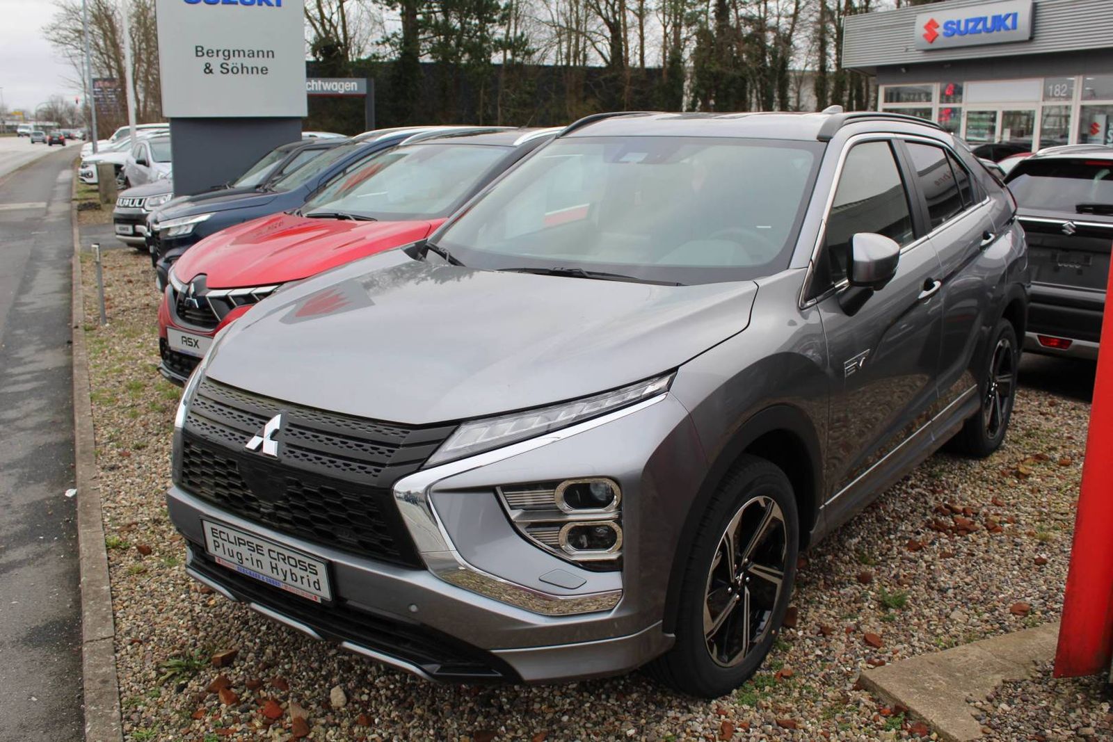 Mitsubishi Eclipse Cross Plug-In-Hybrid'Plus'mit Select-Pak