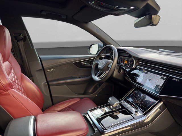 Audi Q8 55 TFSI e quattro S line AHK*PANO*MATRIX*HUD