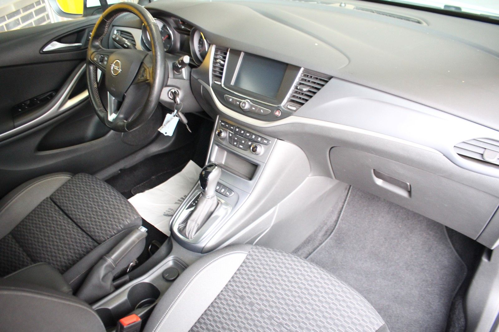 Opel Astra K Sports Tourer Business - Samsaru's Car Outlet