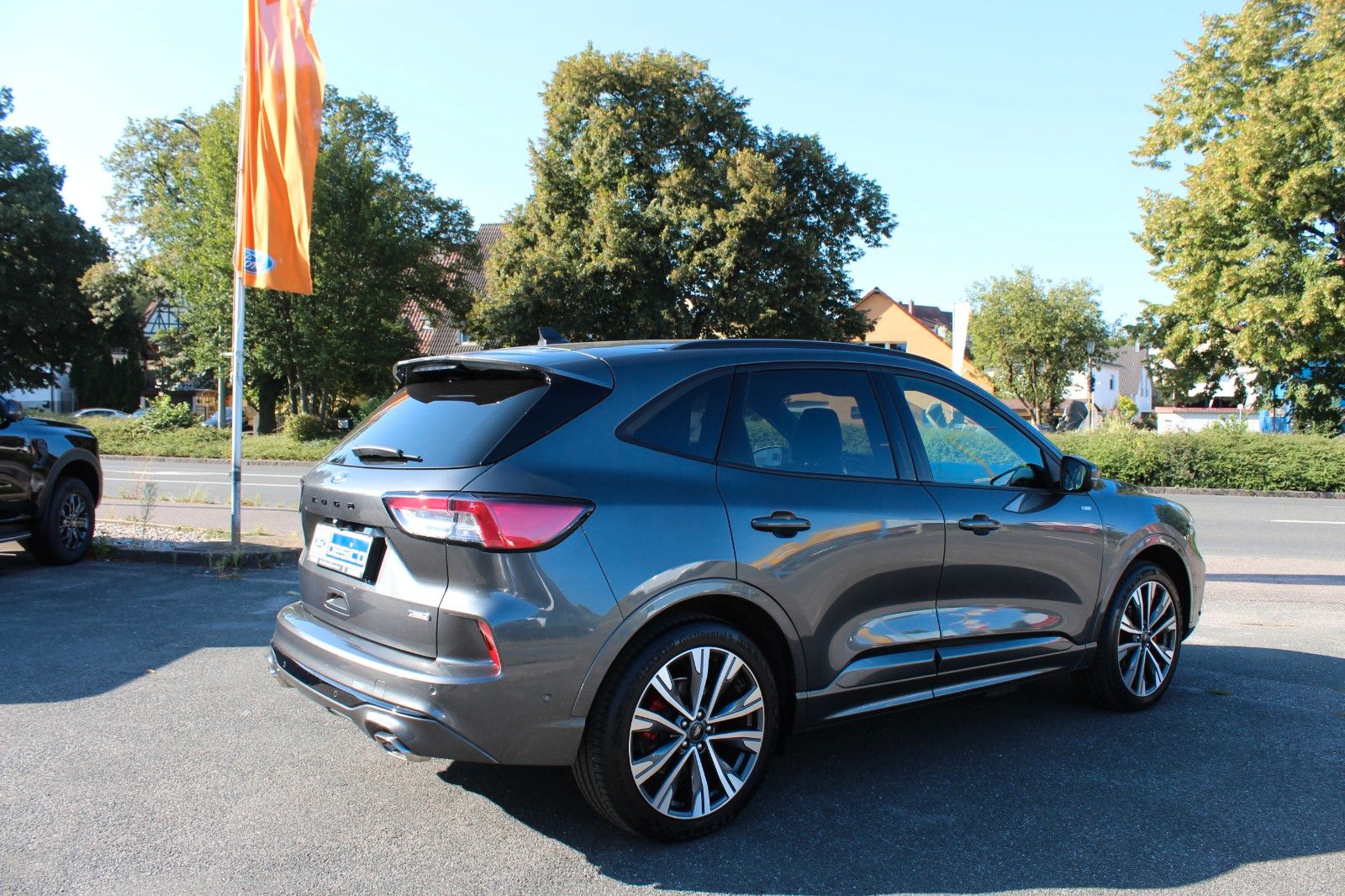 Ford Kuga ST-Line X Plug-In Hybrid - Samsaru's Car Outlet
