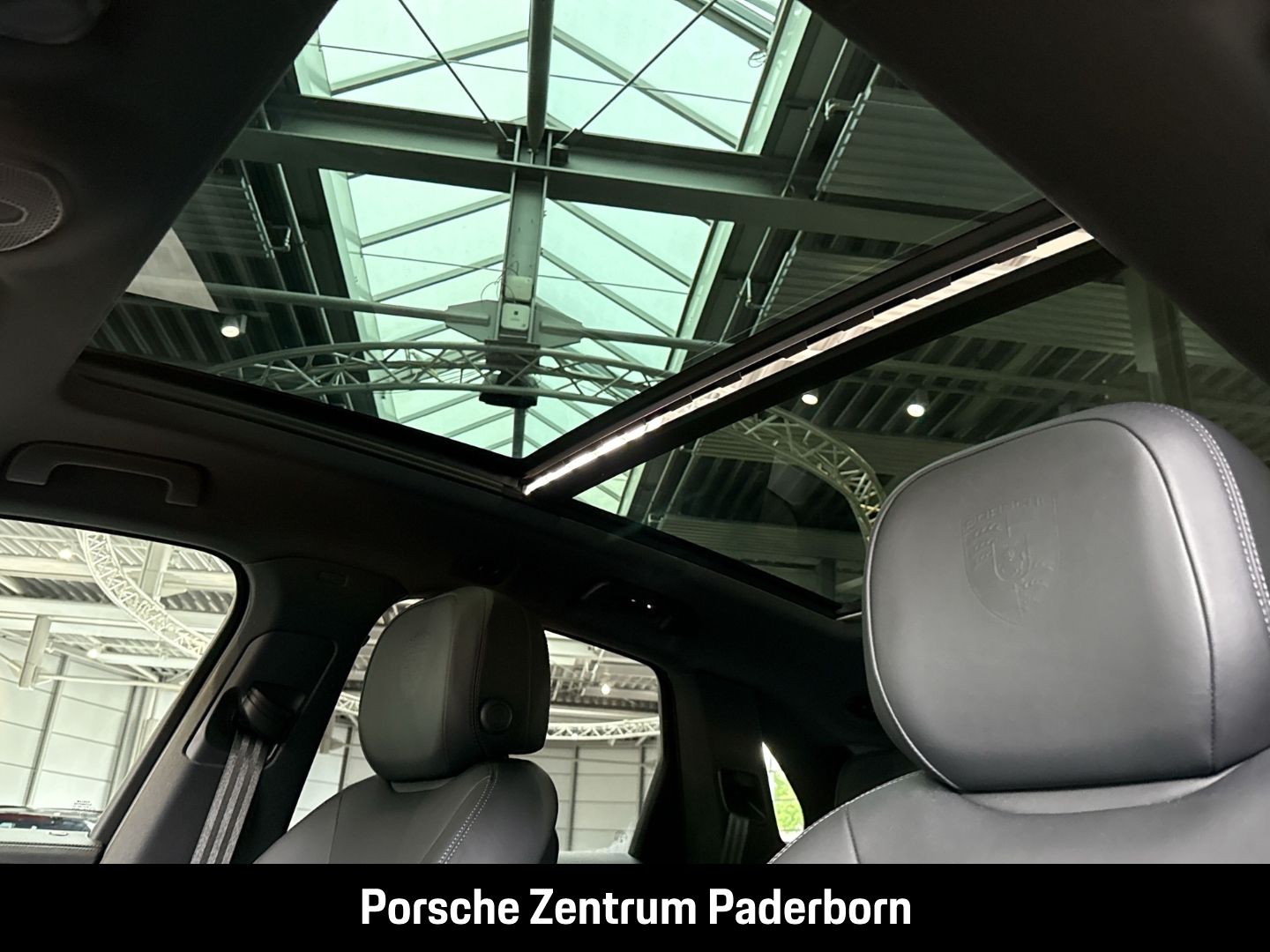 Porsche Cayenne S E-Hybrid Sportabgasanlage Panoramadach