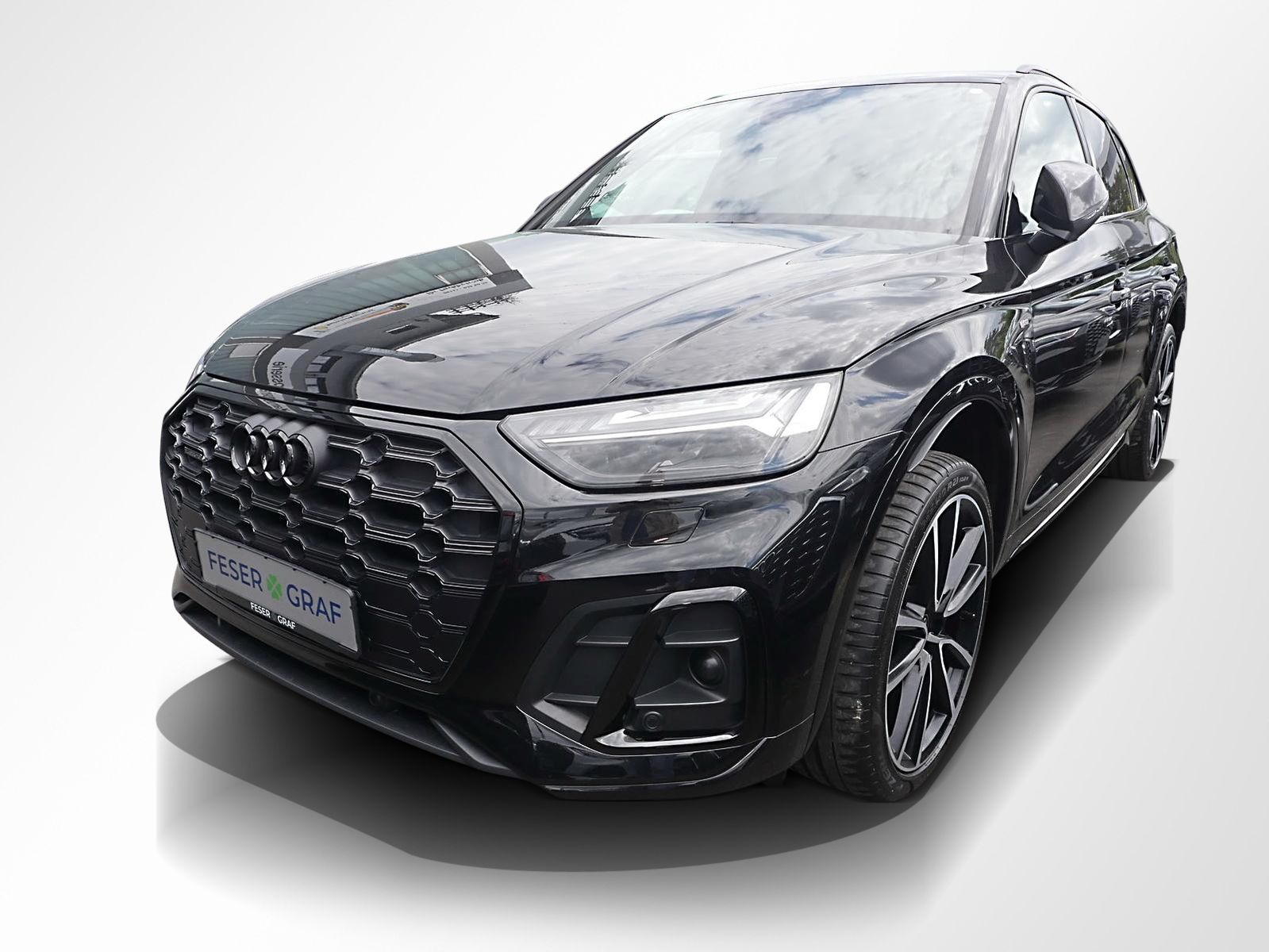 Audi Q5 40 TDI quattro S line - Samsaru's Car Outlet
