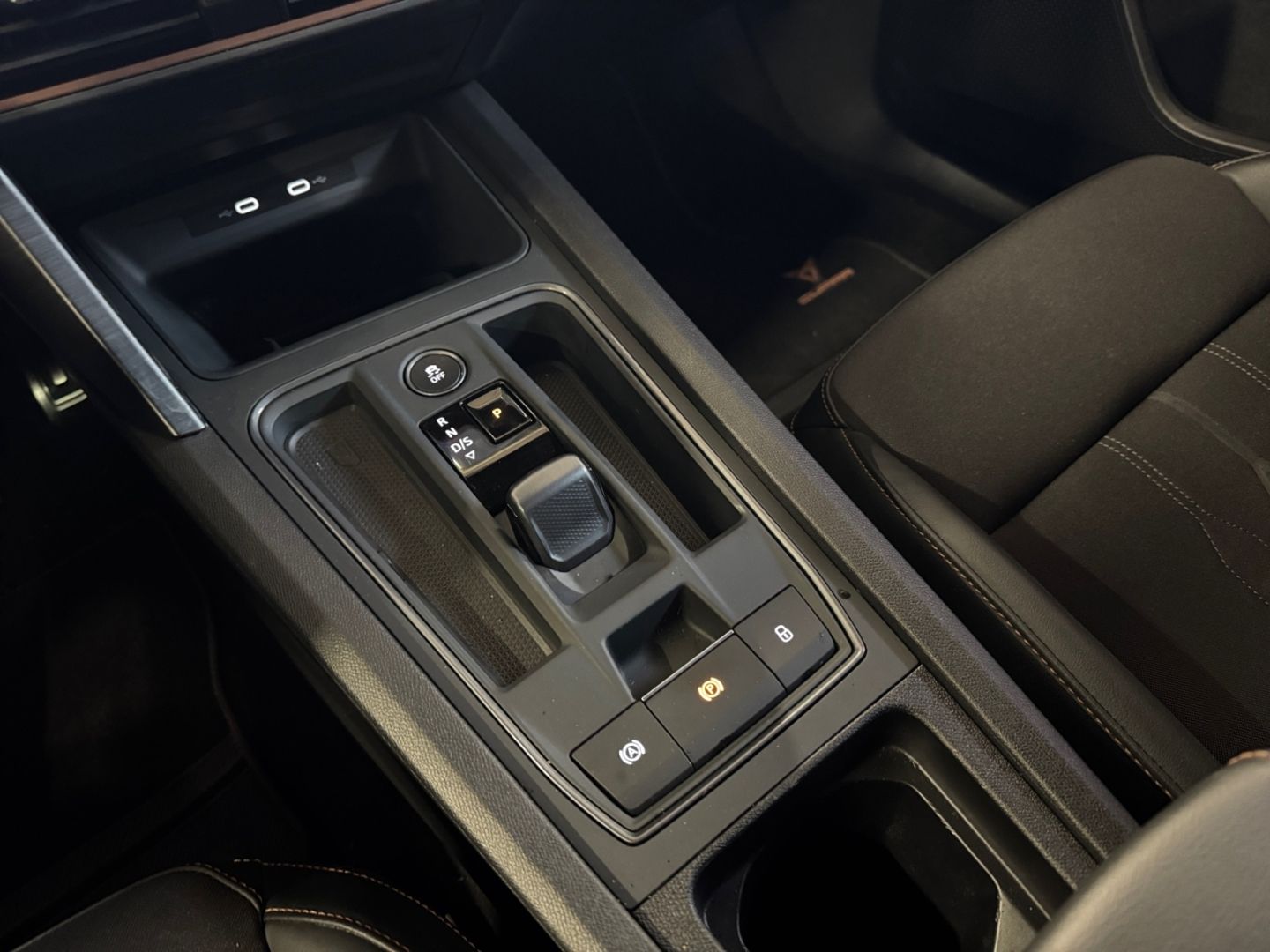 Cupra Formentor VZ 2.0 TSI 4Dr DSG *LED*AHK*Pano*Beats