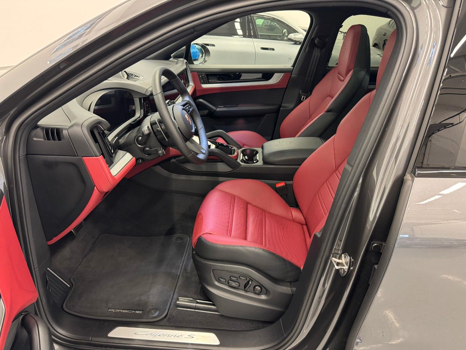 Porsche Cayenne Coupe S ACC,HUD,PANO,BOSE,LUFT,AHK,Usw
