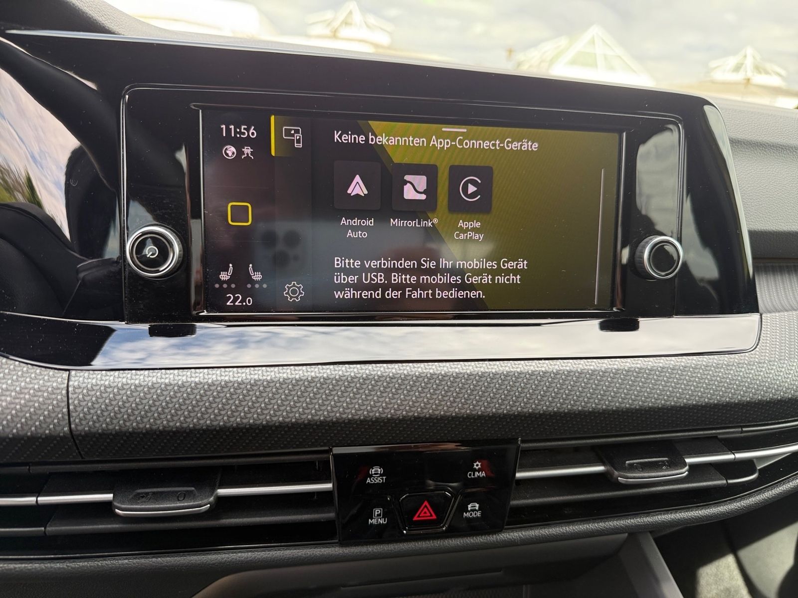 Volkswagen Golf VIII Variant 1.5 TSI R-Line - Samsaru's Car Outlet