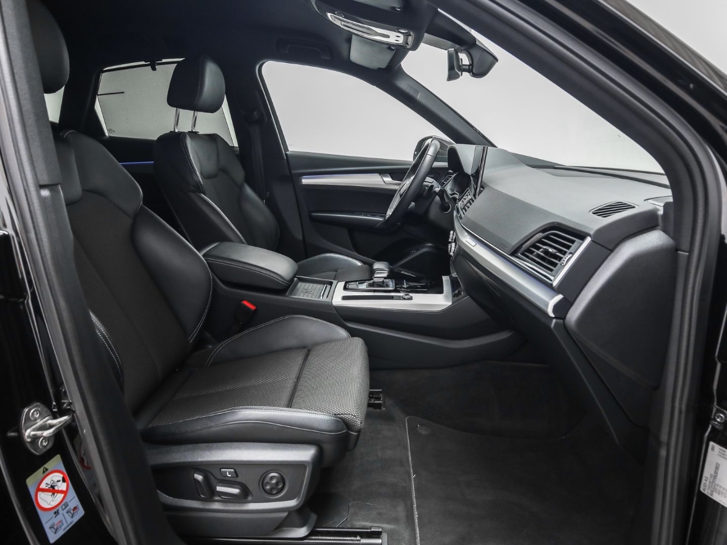 Audi Q5 Sportback 55 TFSI e S line AHK HuD Luftfeder