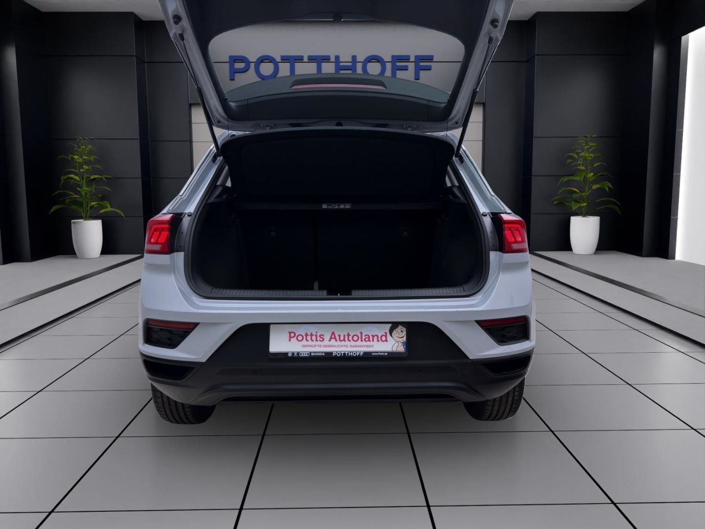 Volkswagen T-Roc 1.0 TSI - Samsaru's Car Outlet