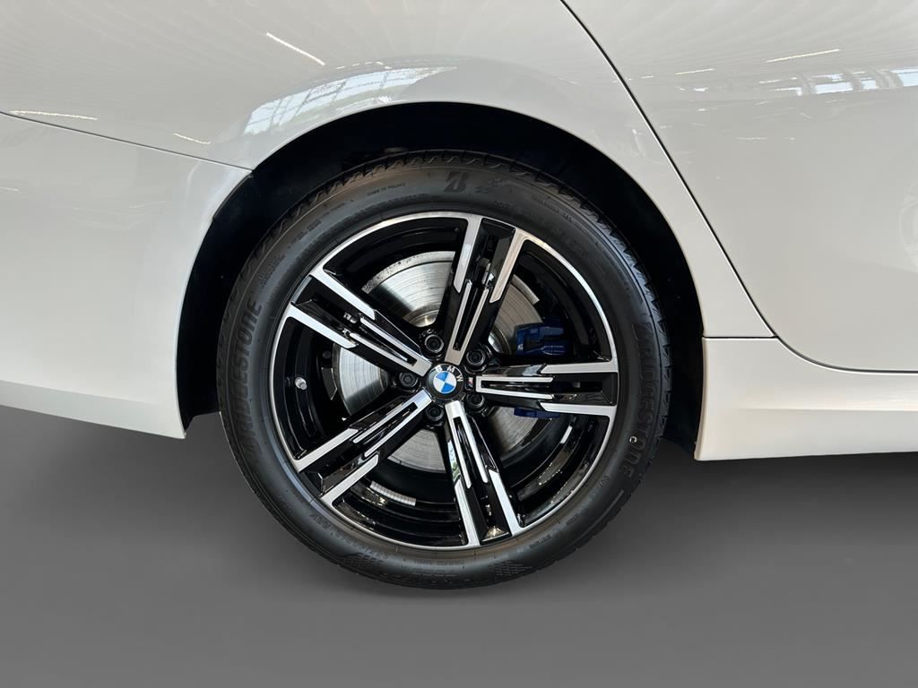 BMW 330e xDrive Touring M Sport+AHK+Pano+DrivAssist