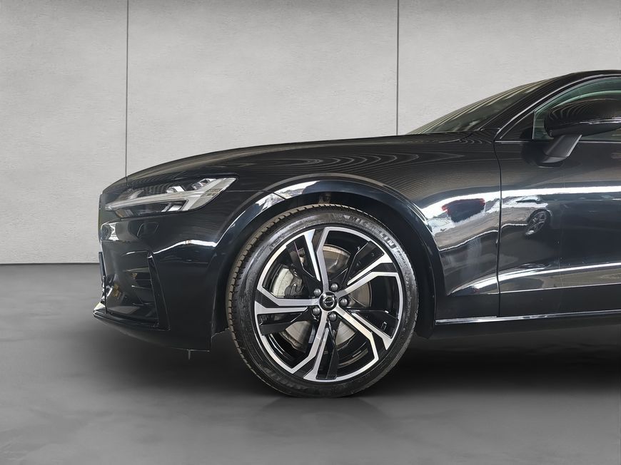 Volvo S60 B5 B AWD Ultimate Dark