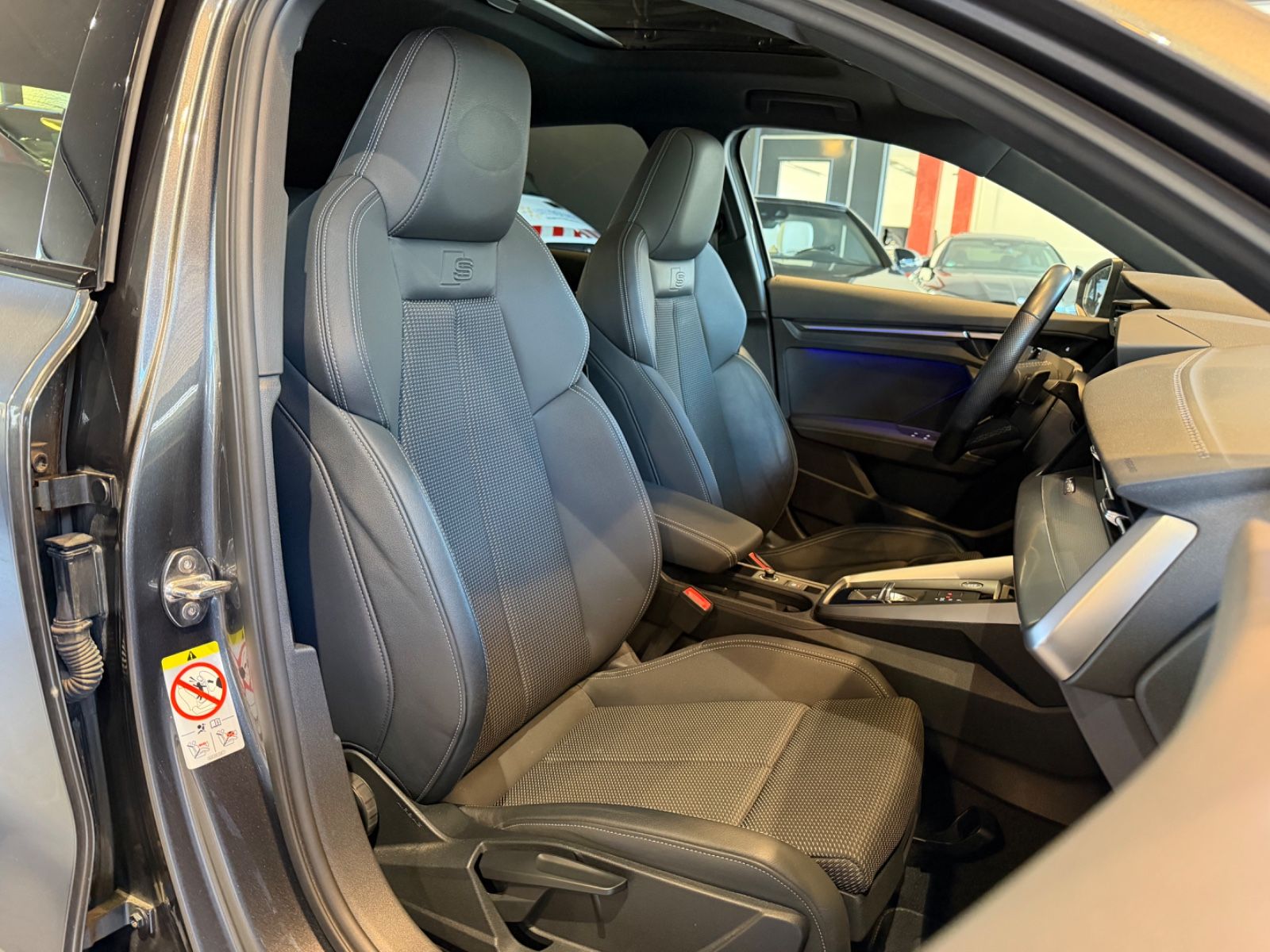 Audi A3 Sportb 40 TFSI qu S line PANO KAMERA Garantie