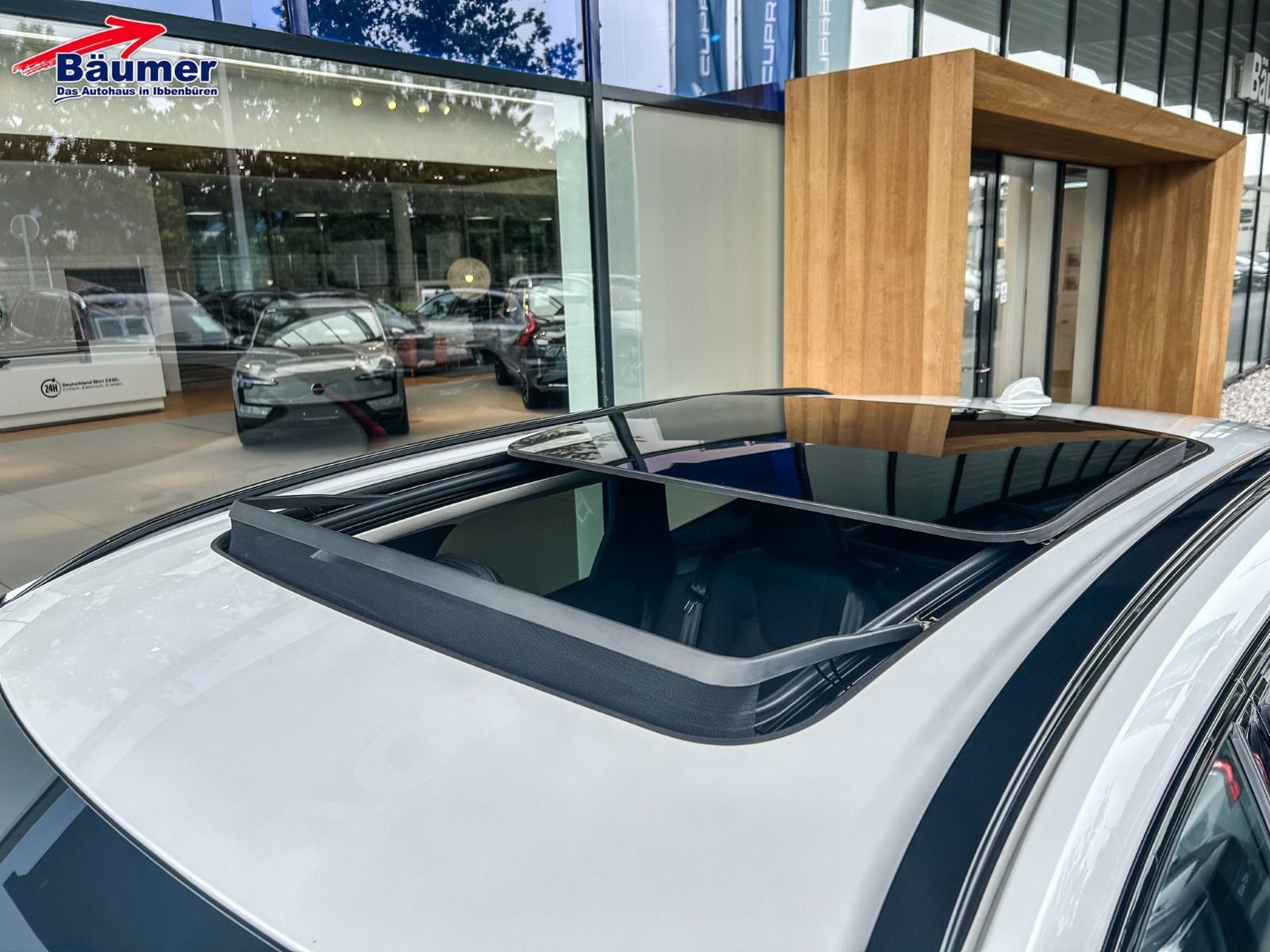 Volvo XC60 T6 Twin Engine AWD PHEV R-Design +AHK