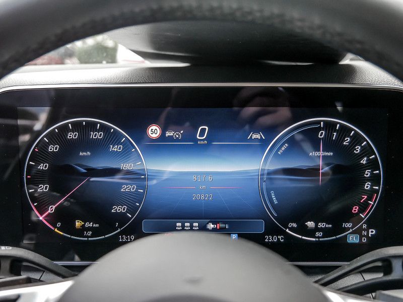 Mercedes-Benz GLC 300 e 4M , AVANTGARDE MEMO 360 AHK DISTR PDC