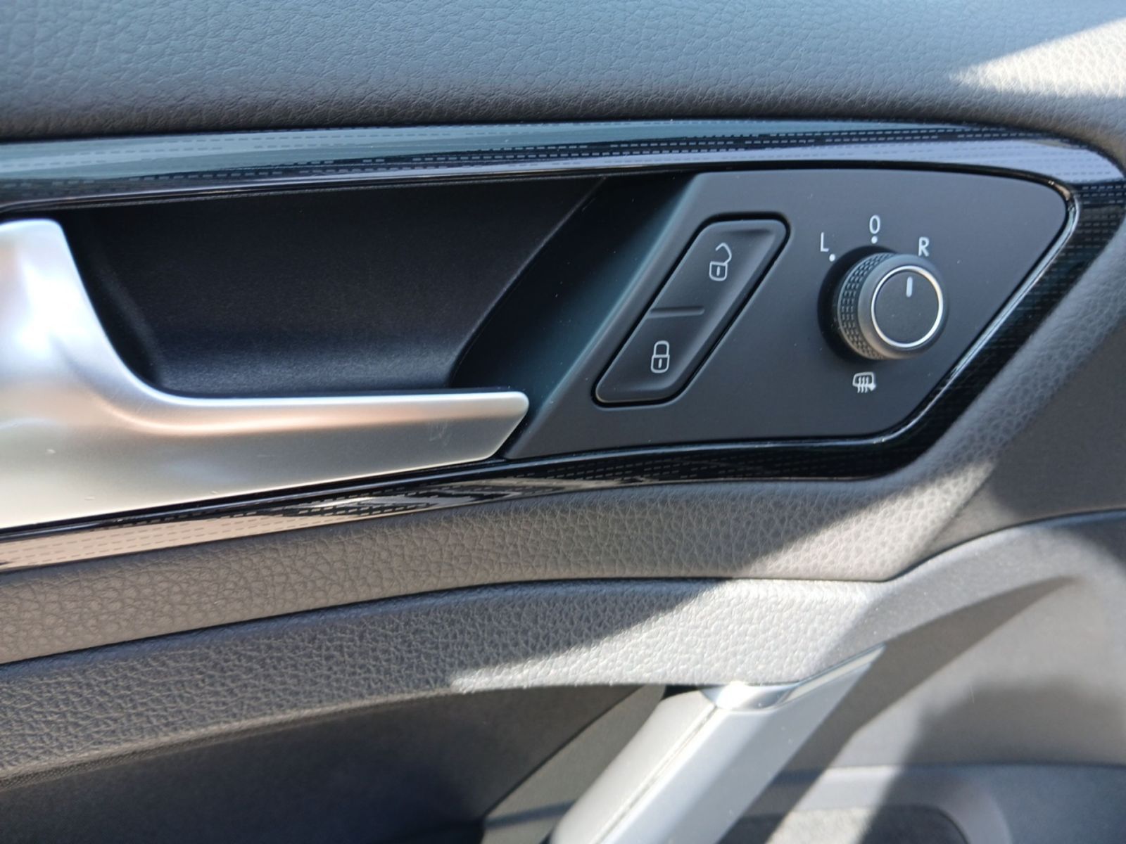 Volkswagen GOLF TSI 1.5 Highline DSG - Samsaru's Car Outlet