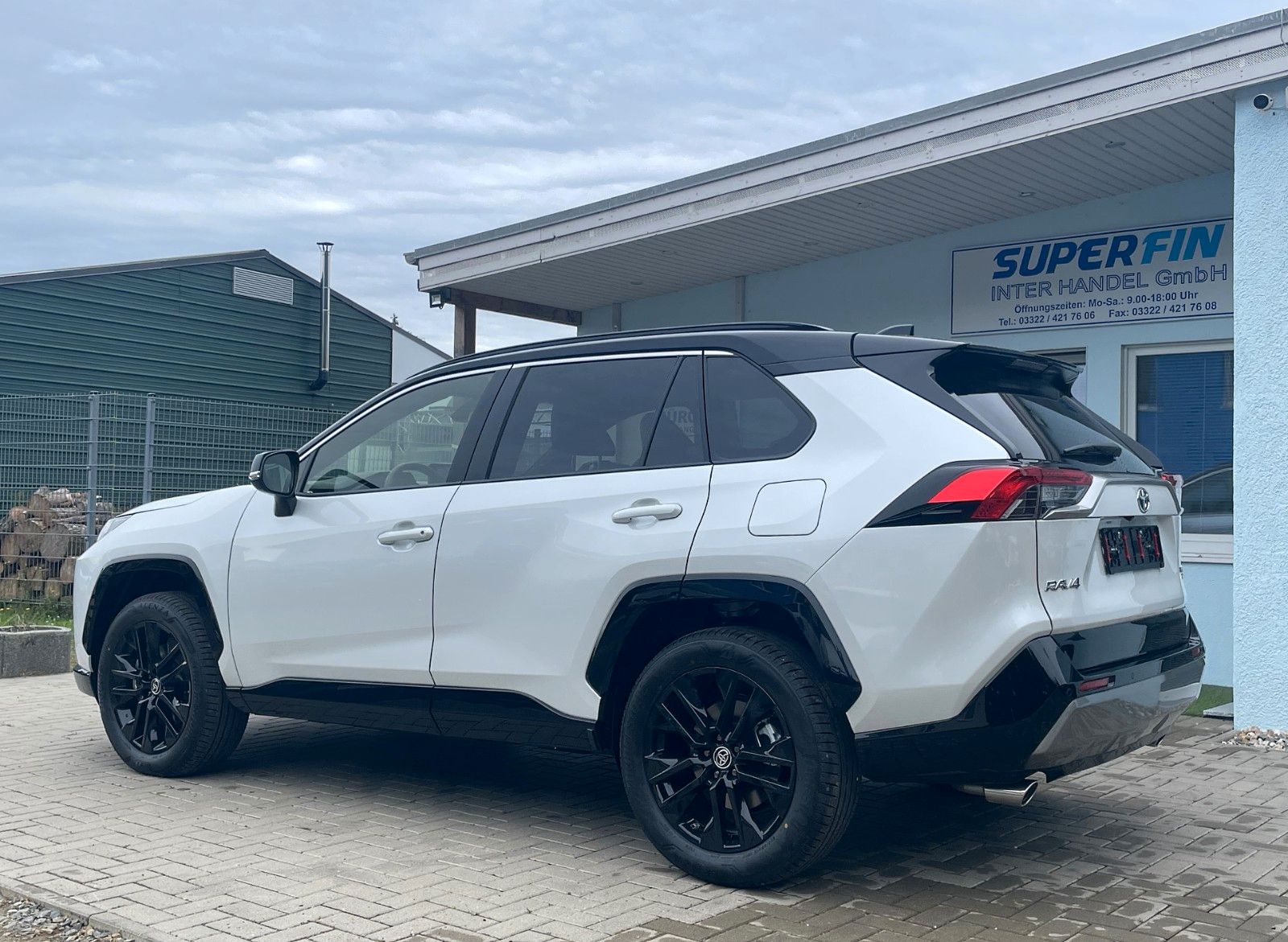 Toyota RAV 4 2.5 Style 4X4 FACELIFT LED NAVI JBL KAMERA