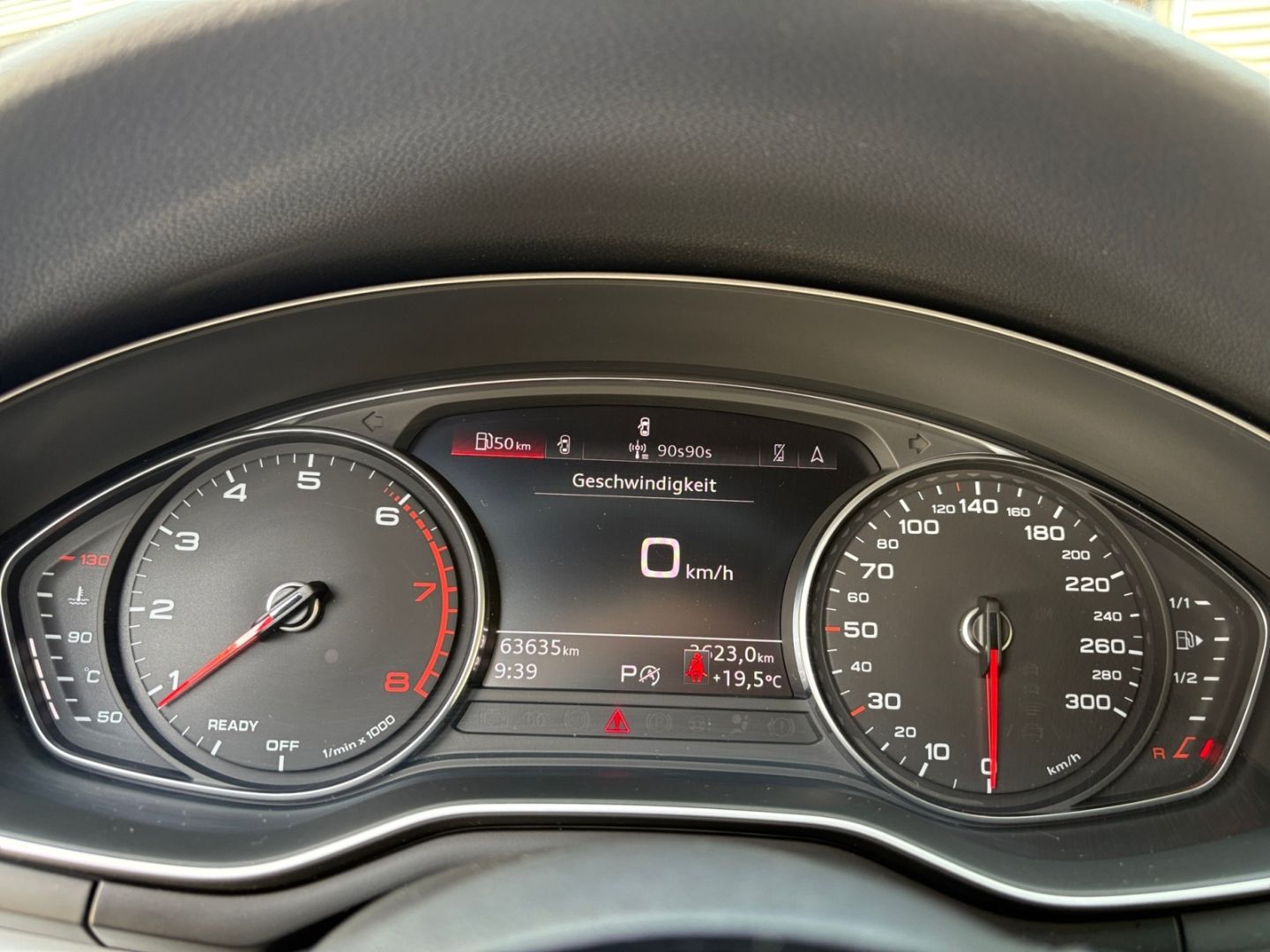 Audi A4 Avant 35 TFSI S tronic advanced - Samsaru's Car Outlet