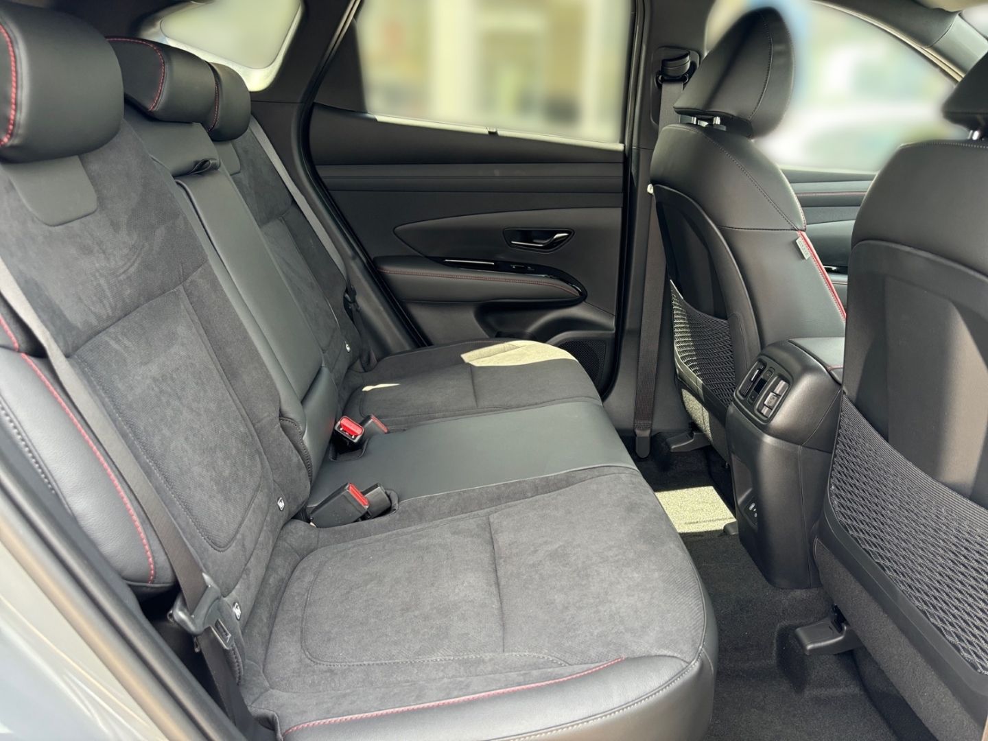 Hyundai Tucson Hybrid 2WD N Line - Samsaru's Car Outlet