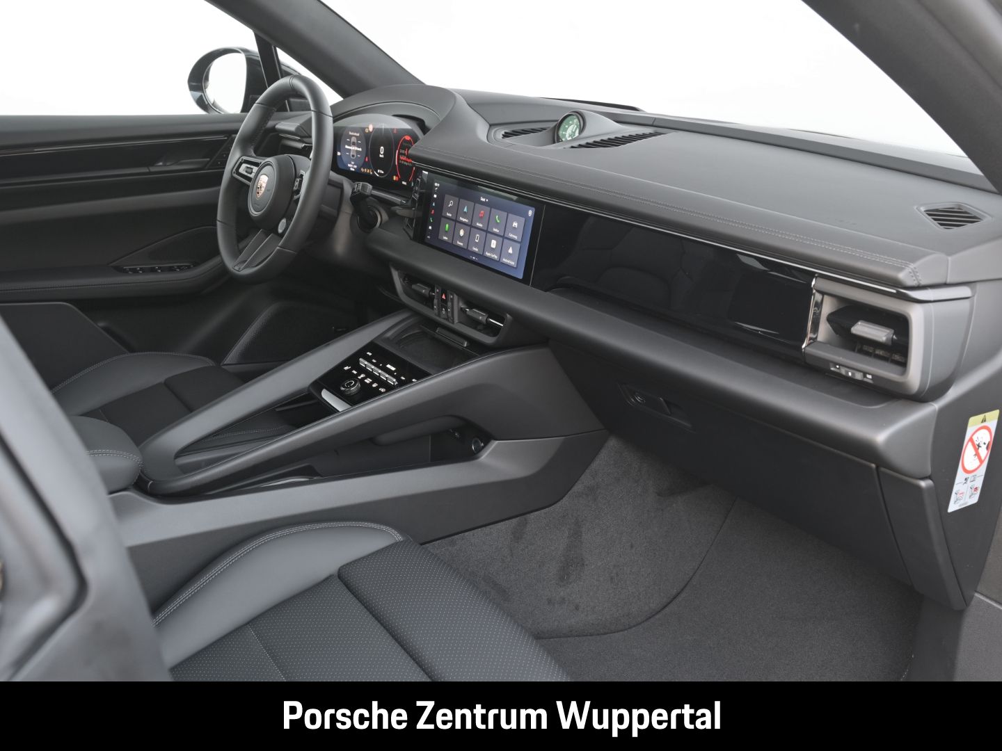 Porsche Macan 4 BOSE Luftfederung Panoramadach InnoDrive