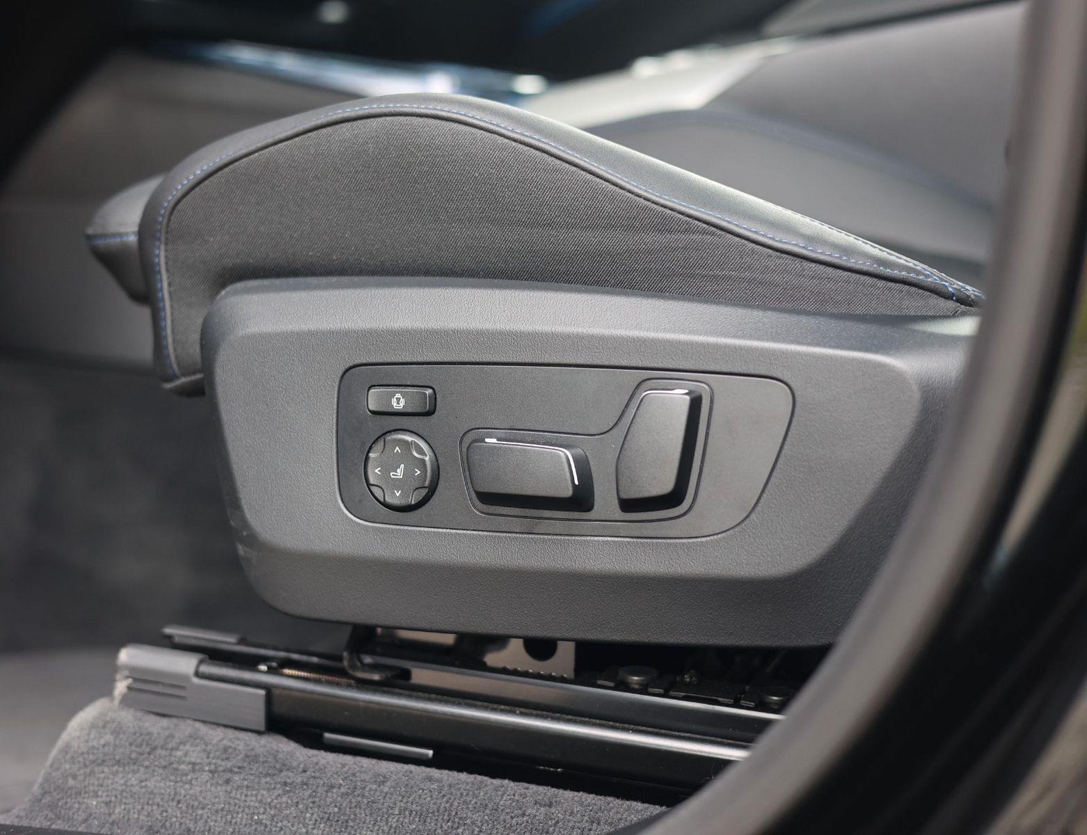 BMW X3 30e xDrive | Pano - AHK - HUD