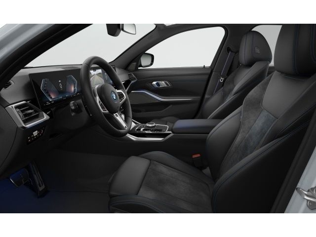 BMW 330e xDrive M Sportpaket - Samsaru's Car Outlet