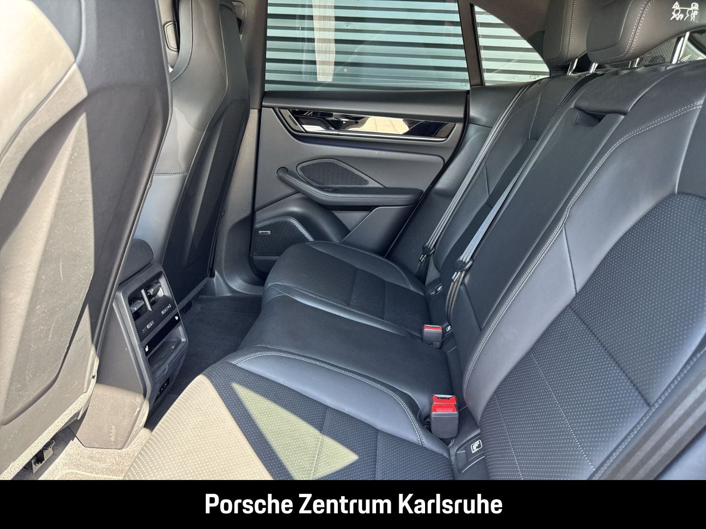 Porsche Macan 4S HA-Lenkung InnoDrive Head-Up LED-Matrix