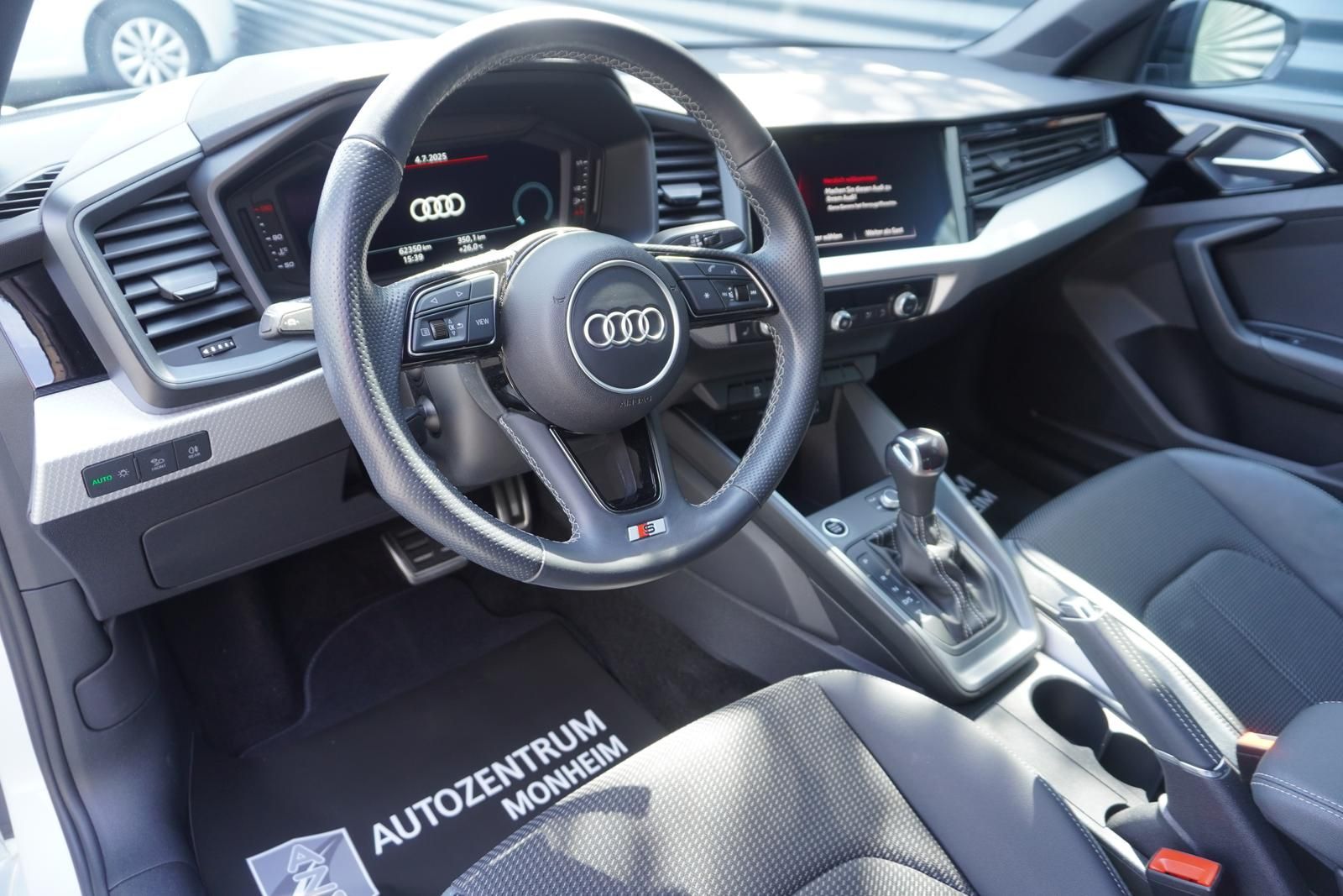Audi A1 35 TFSI SPORTBACK S-LINE SPORTPAKET - Samsaru's Car Outlet