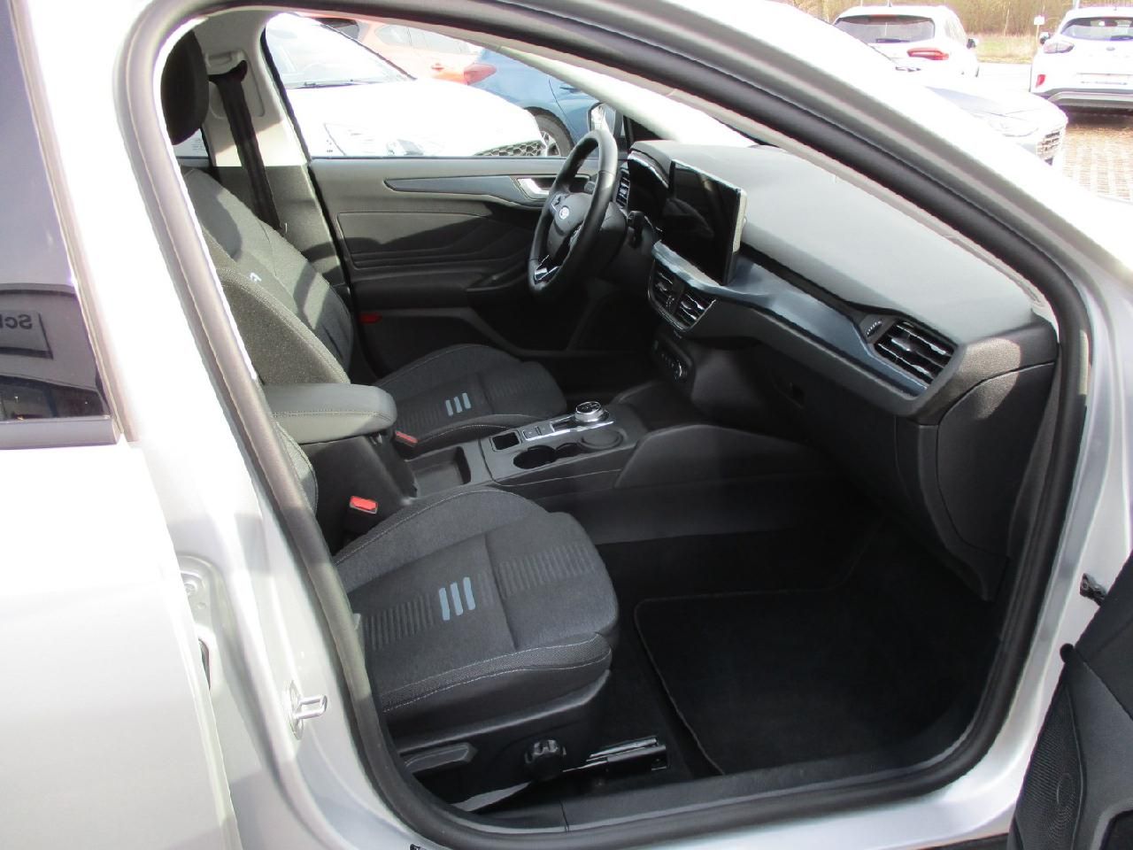 Ford Focus T. 1.5 Active Aut., ACC, Navi, 4J. FGS