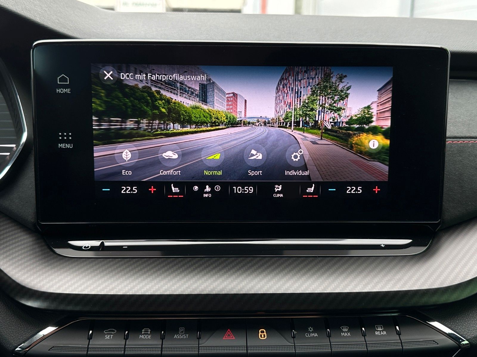 Skoda Octavia Combi RS 2.0TSi DSG - Samsaru's Car Outlet
