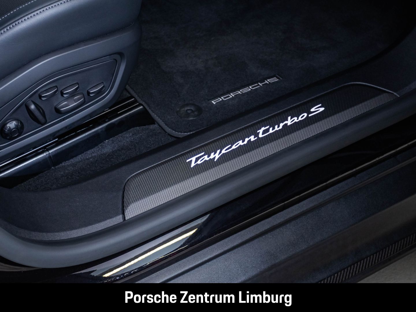 Porsche Taycan Turbo S Panorama Performancebatterie+ LED