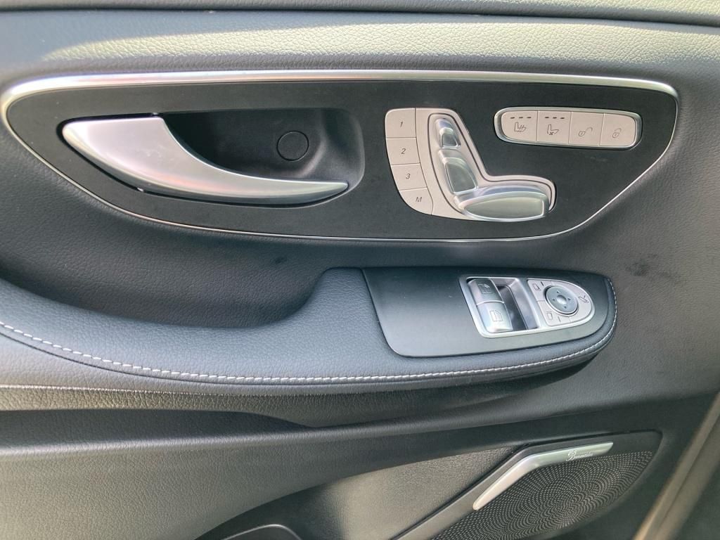 Mercedes-Benz V 250 d AVANTGARDE Lang - Samsaru's Car Outlet