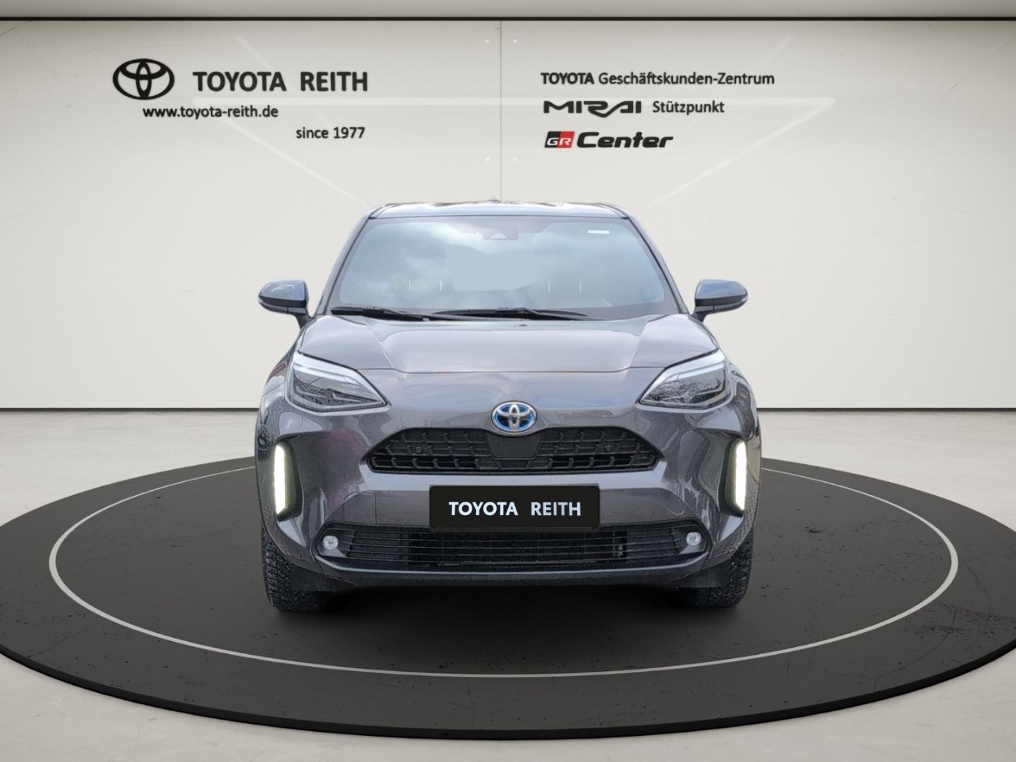 Toyota Yaris Cross Hybrid FWD Team Deutschland LED Appl