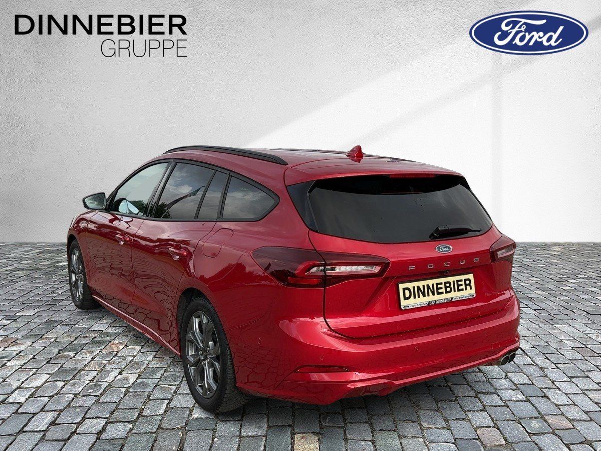 Ford FOCUS ST-Line X LED+AHK+Kamera+Winterpaket